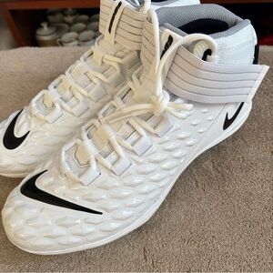 Nike Force Savage Pro 2 Football Cleats Mens Size 11 AH4000-100 White Black